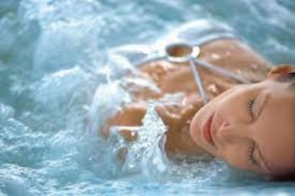 ПОДВОДНЫЙ МАССАЖ ТЕЛА -10%