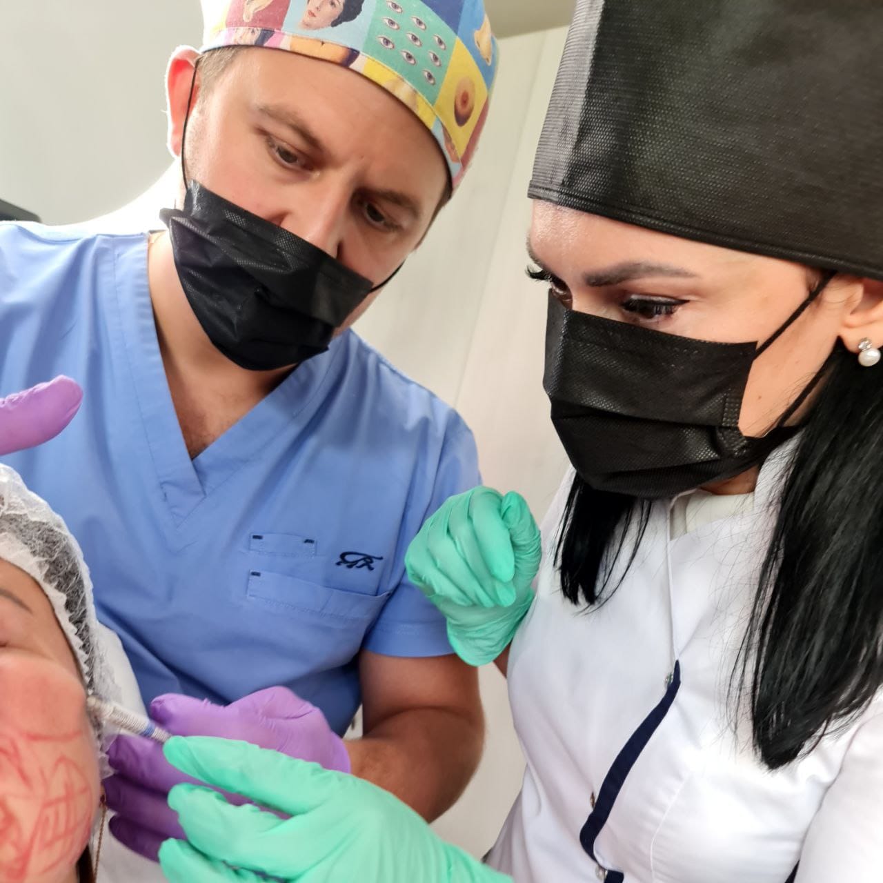 Обучение от Аcademy of Advanced Aesthetics