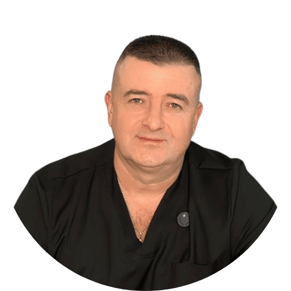 Фото врача Хвалёнова Дмитрия Владимировича, врача-хирурга клиники лазерной медицины LINLINE в Минске.