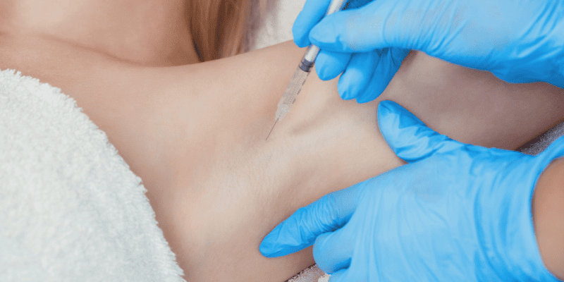 Лечение потливости (гипергидроза) во время климакса