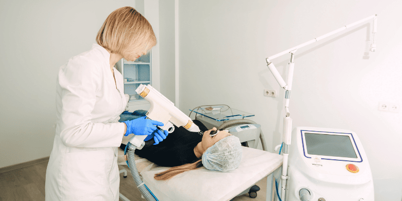 Фототермолиз (фракционное омоложение на эрбиевом лазере)